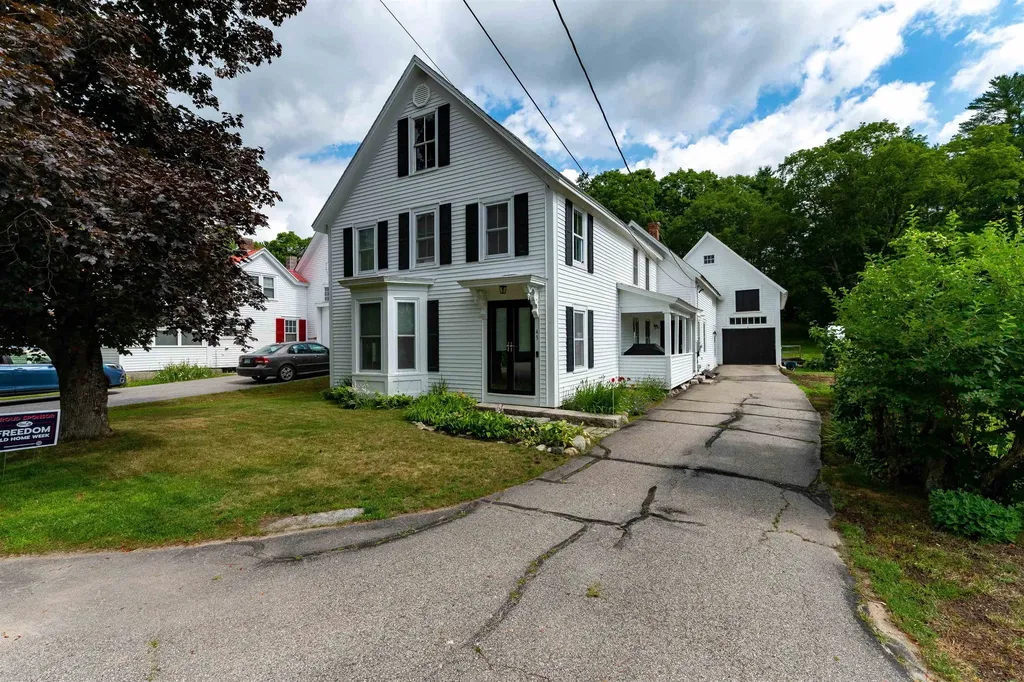 43 Old Portland Road Freedom NH 03836-0103