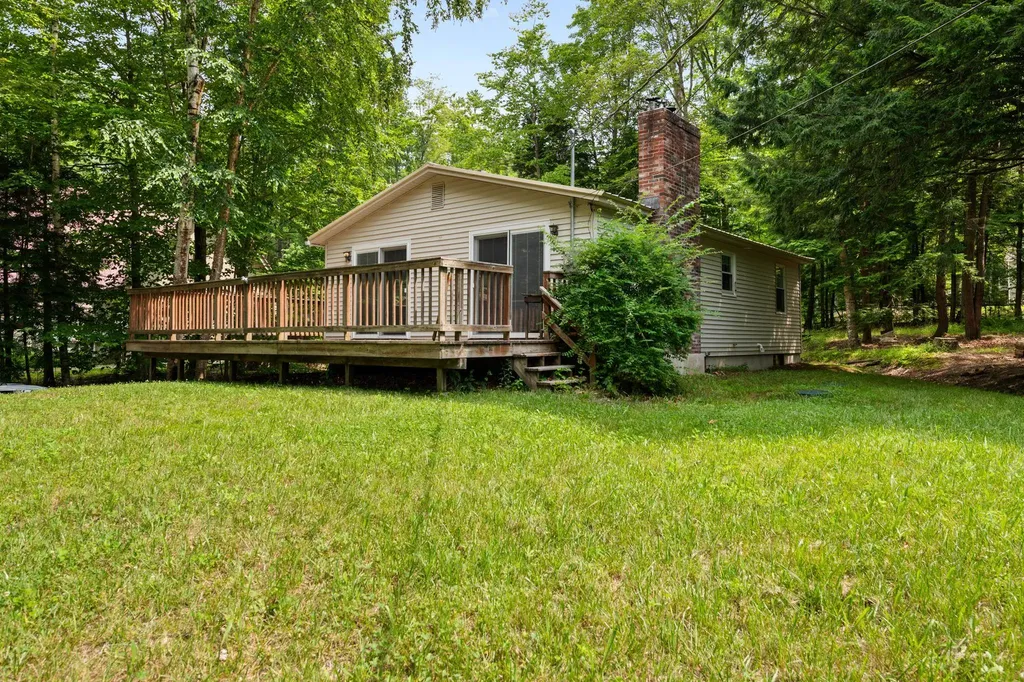 78 Shore Drive N Bridgewater NH 03222