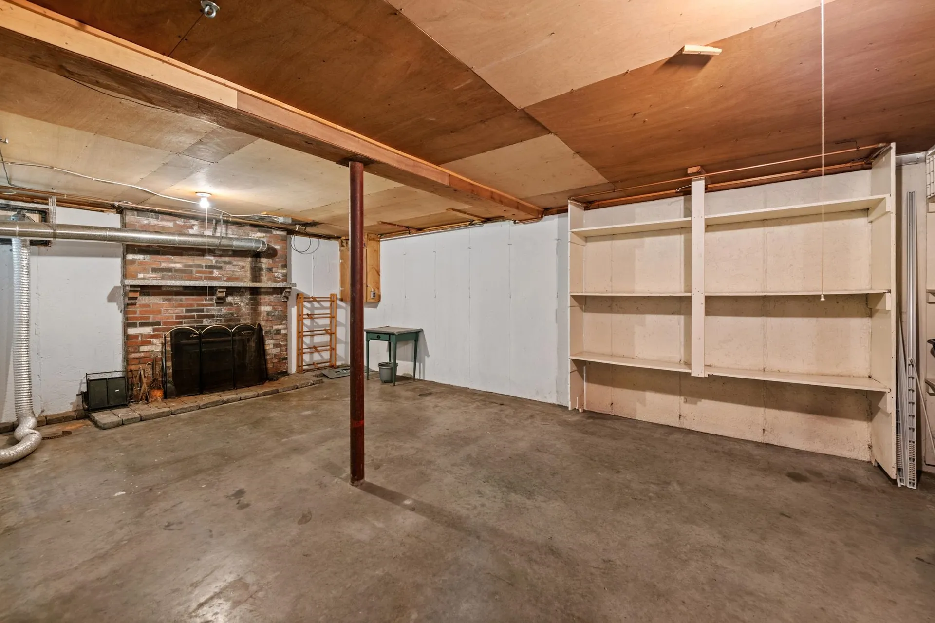 78 Shore Drive N Bridgewater NH 03222