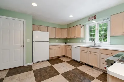 43 Street Matthews Drive Barrington NH 03825