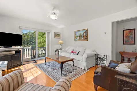 3 Stonewall Way Exeter NH 03833