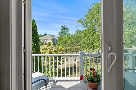 3 Stonewall Way Exeter NH 03833