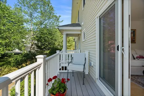 3 Stonewall Way Exeter NH 03833