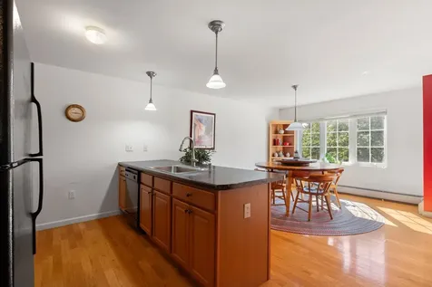 3 Stonewall Way Exeter NH 03833