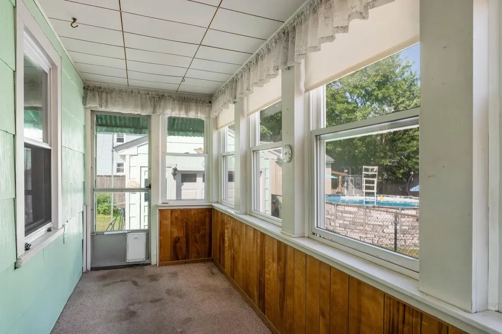 6 Liberty Street Nashua NH 03060