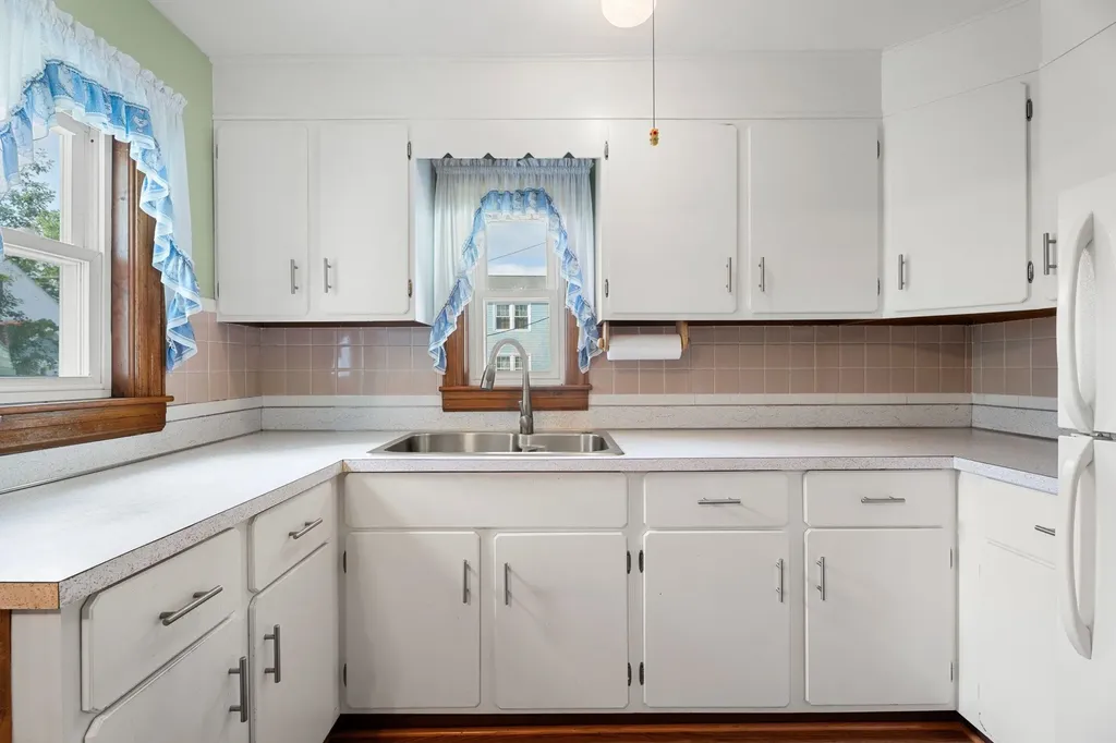 6 Liberty Street Nashua NH 03060
