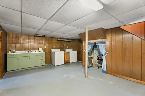 6 Liberty Street Nashua NH 03060