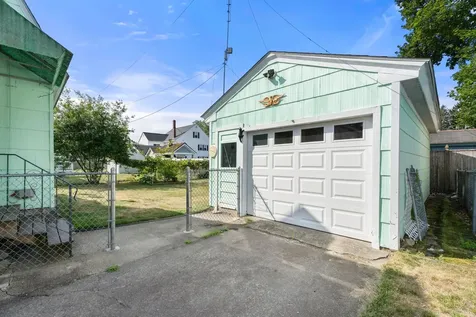 6 Liberty Street Nashua NH 03060