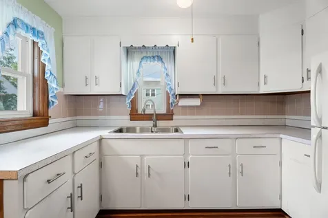 6 Liberty Street Nashua NH 03060