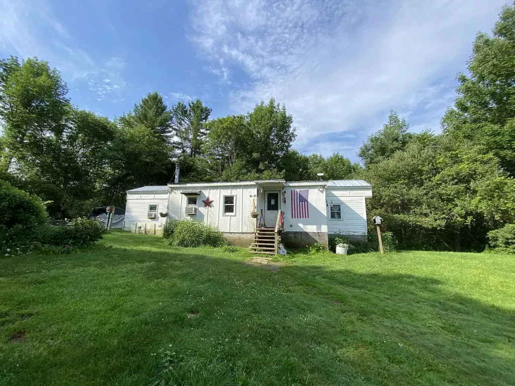 1330 Court Street Haverhill NH 03765