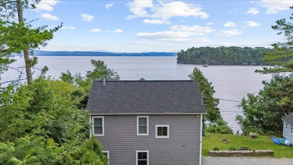 54 Richards Road South Hero VT 05486