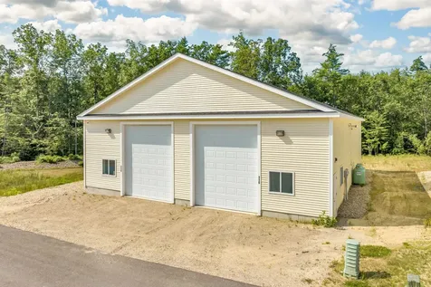 129 Isinglass Circle Barrington NH 03825
