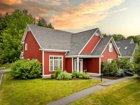26 Stonehurst Common Hanover NH 03755