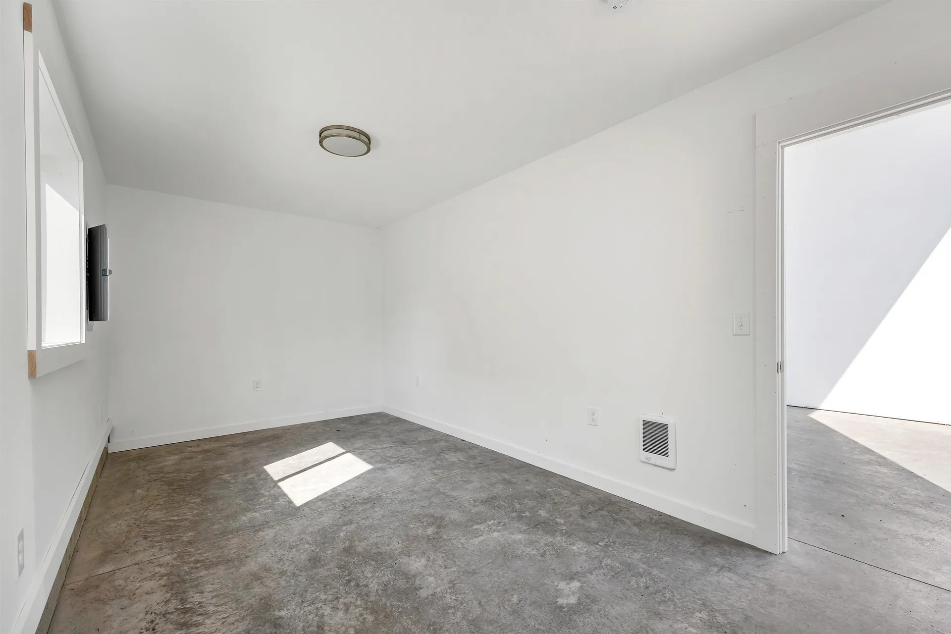 123 Isinglass Circle Barrington NH 03825