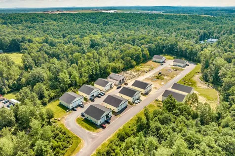 123 Isinglass Circle Barrington NH 03825