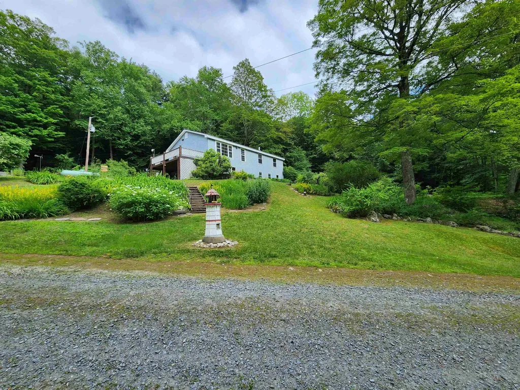 301 2nd Nh Turnpike Unity NH 03743