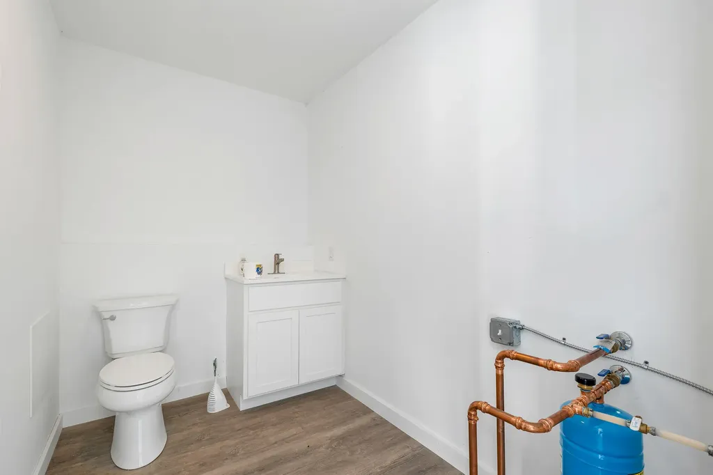 250 Isinglass Circle Barrington NH 03825