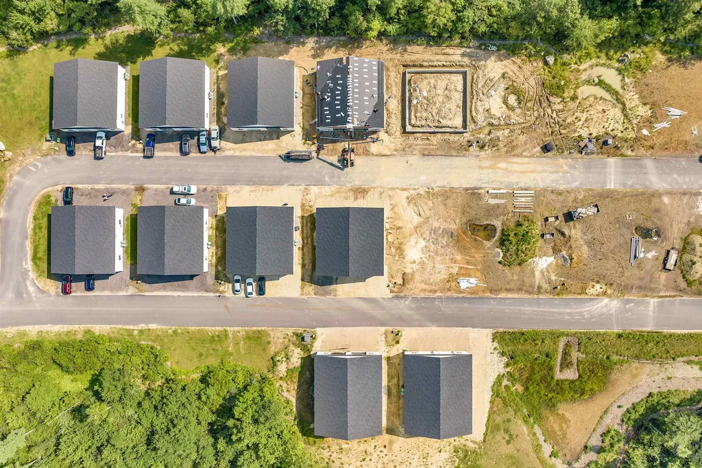 250 Isinglass Circle Barrington NH 03825