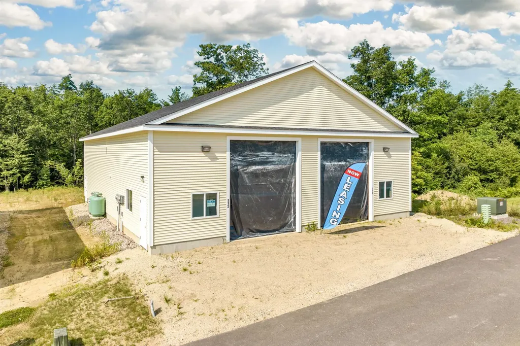 250 Isinglass Circle Barrington NH 03825