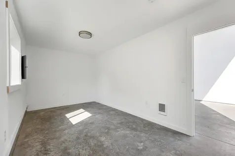 250 Isinglass Circle Barrington NH 03825