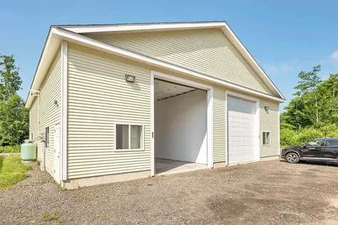 250 Isinglass Circle Barrington NH 03825