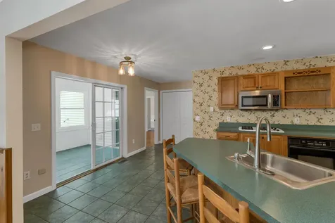 16 Shepherd Lane Epping NH 03042