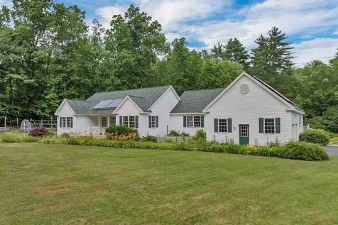 16 Shepherd Lane Epping NH 03042