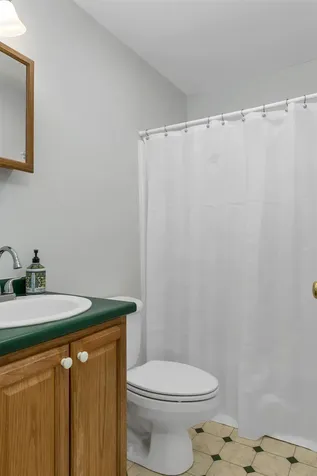 16 Shepherd Lane Epping NH 03042