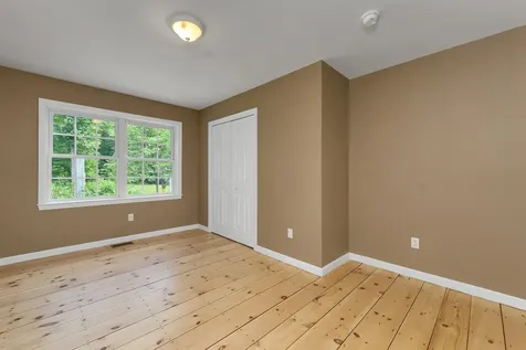 16 Shepherd Lane Epping NH 03042