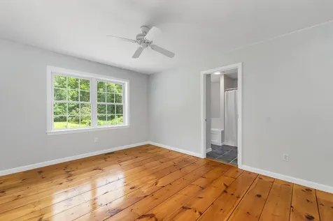 16 Shepherd Lane Epping NH 03042