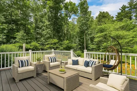 16 Shepherd Lane Epping NH 03042