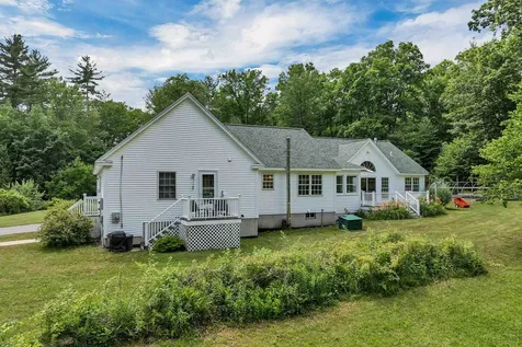 16 Shepherd Lane Epping NH 03042