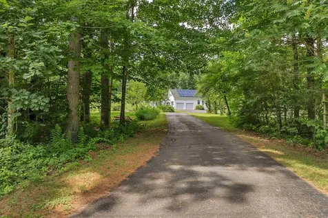 16 Shepherd Lane Epping NH 03042