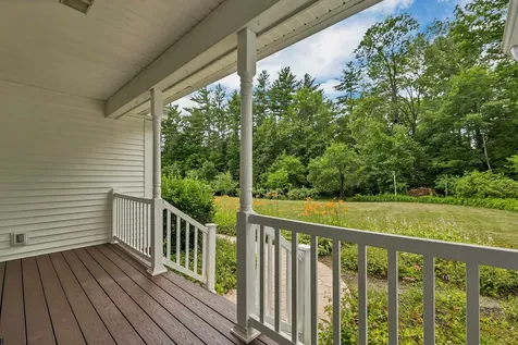 16 Shepherd Lane Epping NH 03042