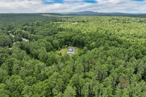 16 Shepherd Lane Epping NH 03042