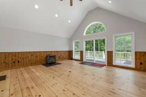 16 Shepherd Lane Epping NH 03042