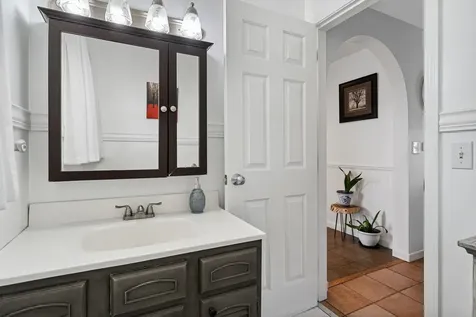 198 Vt Route 15 Jericho VT 05465