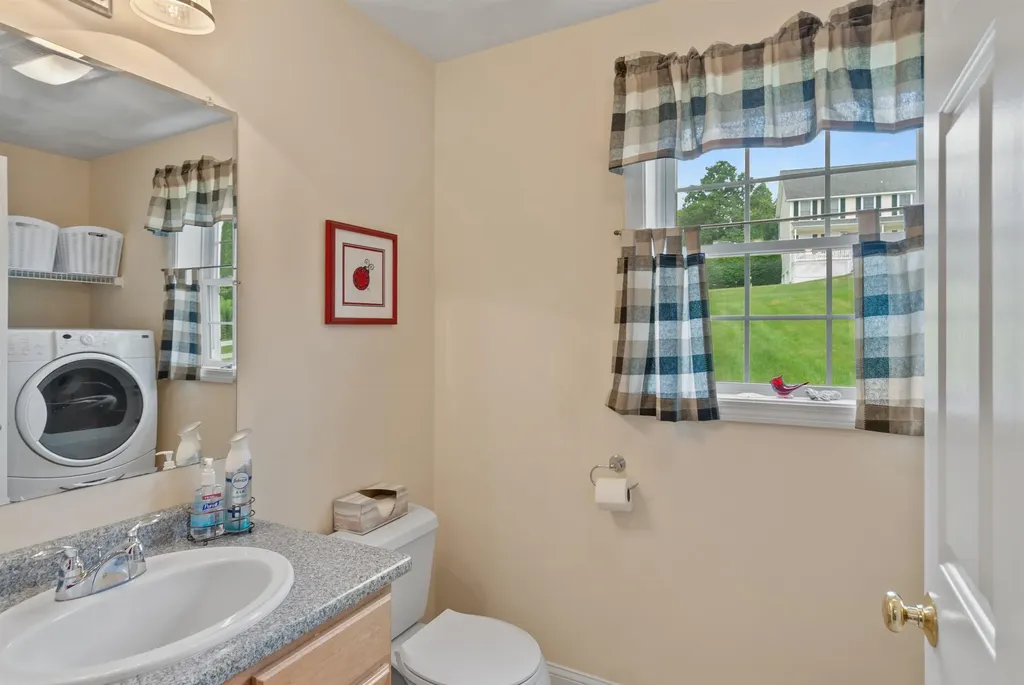 12 Cassily Lane Dover NH 03820