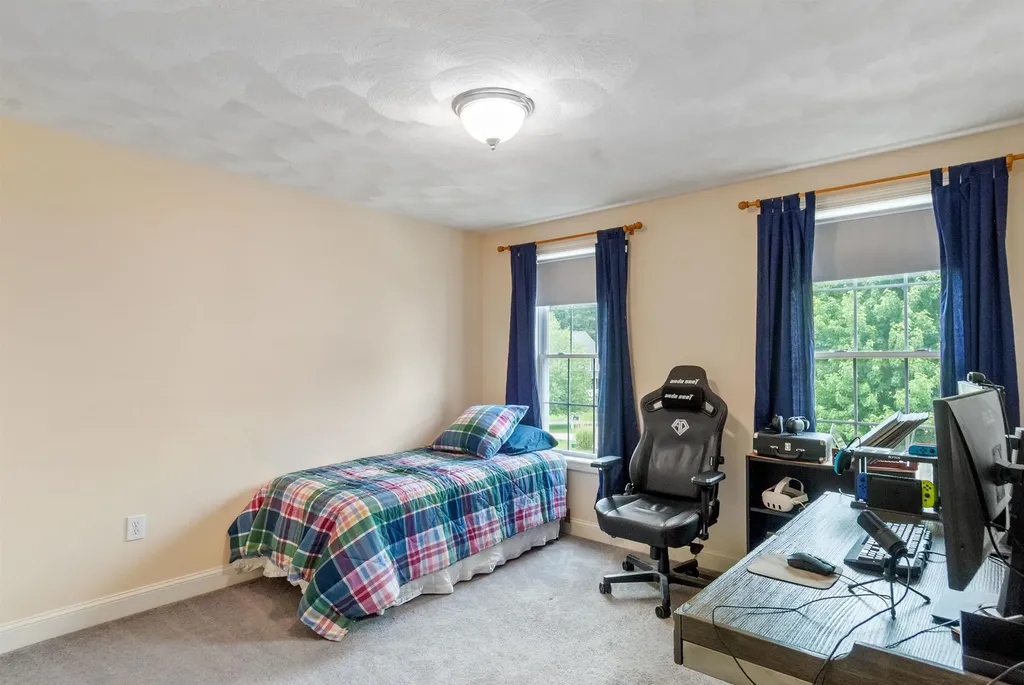 12 Cassily Lane Dover NH 03820