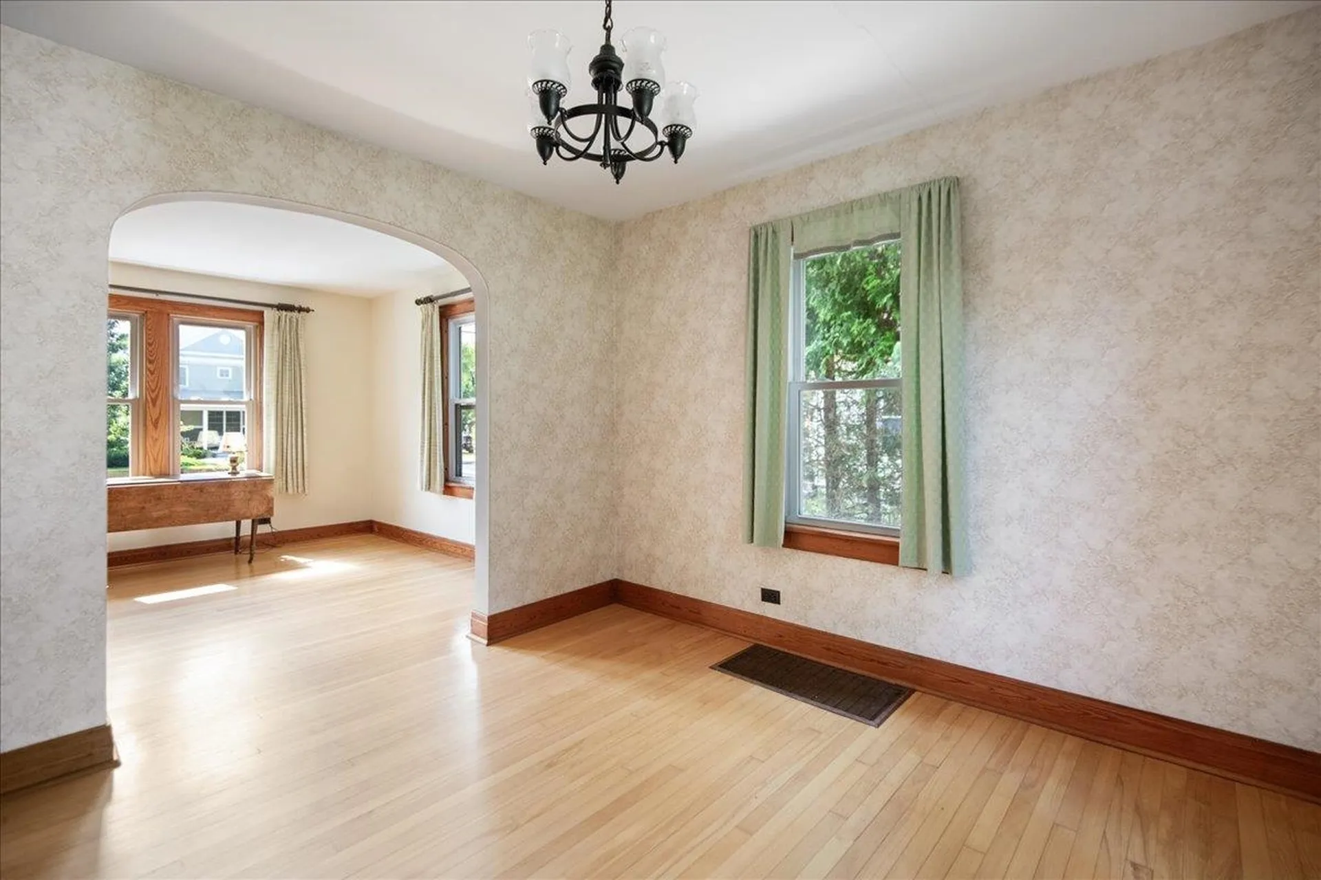 138 Hinesburg Road South Burlington VT 05403