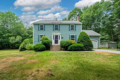 1 Rain Pond Place Derry NH 03038