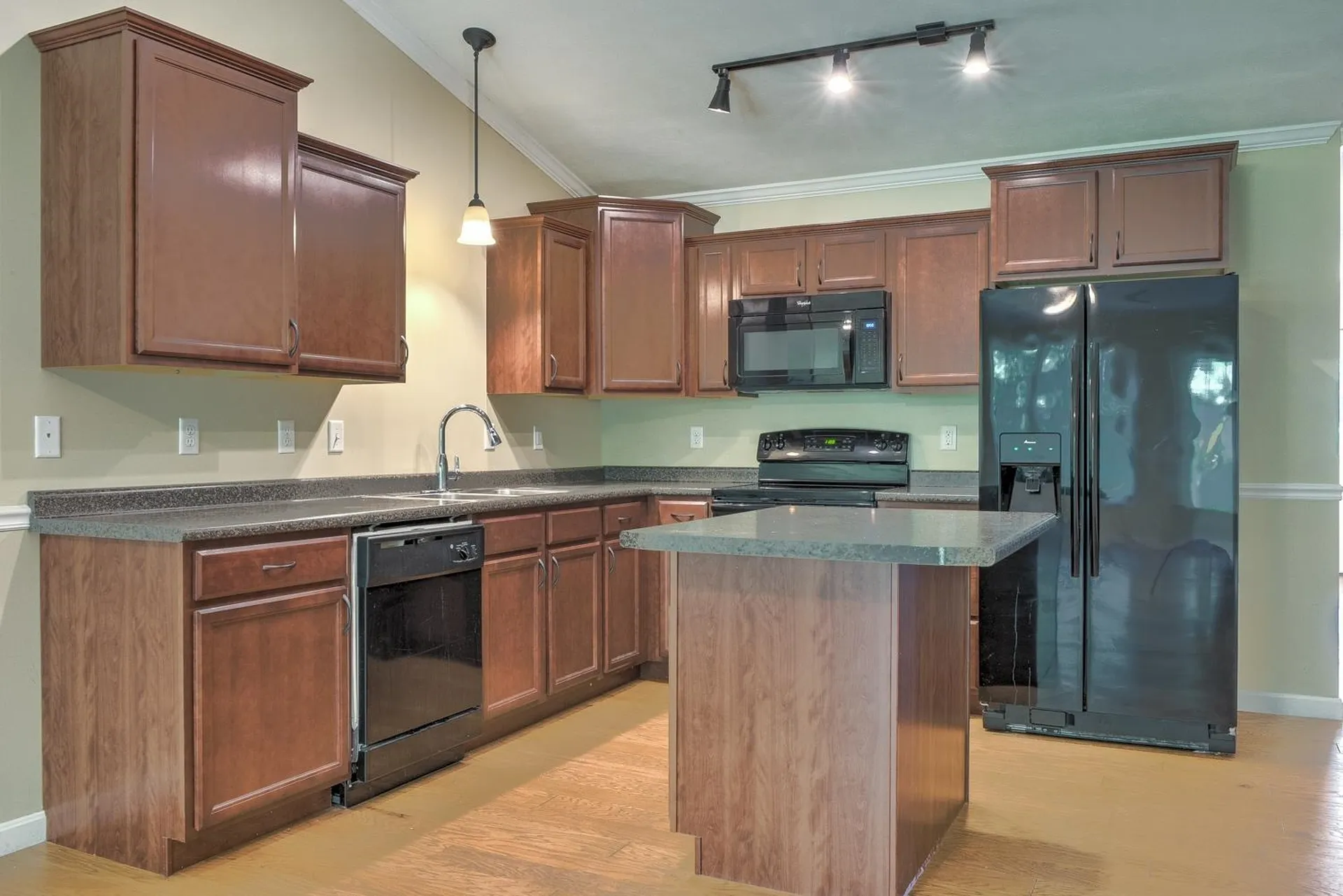 28 Owens Drive Swanzey NH 03446