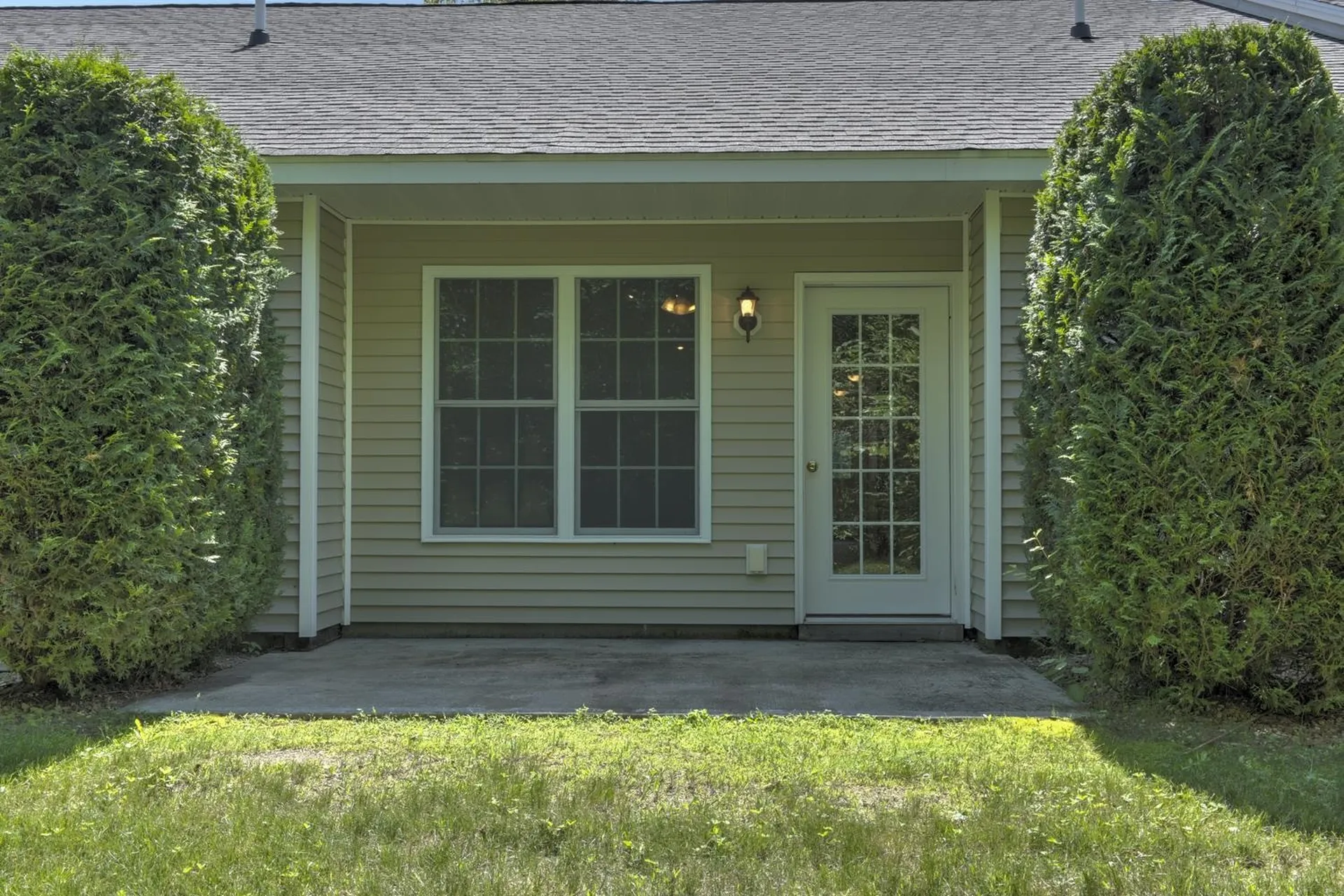 28 Owens Drive Swanzey NH 03446