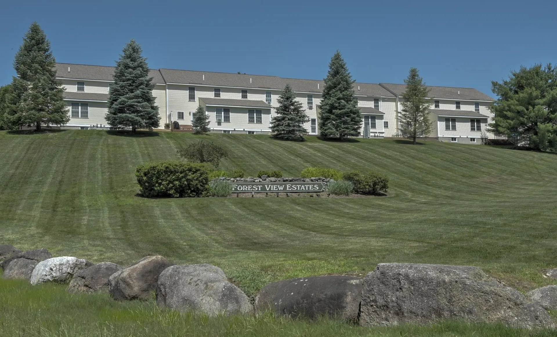 28 Owens Drive Swanzey NH 03446