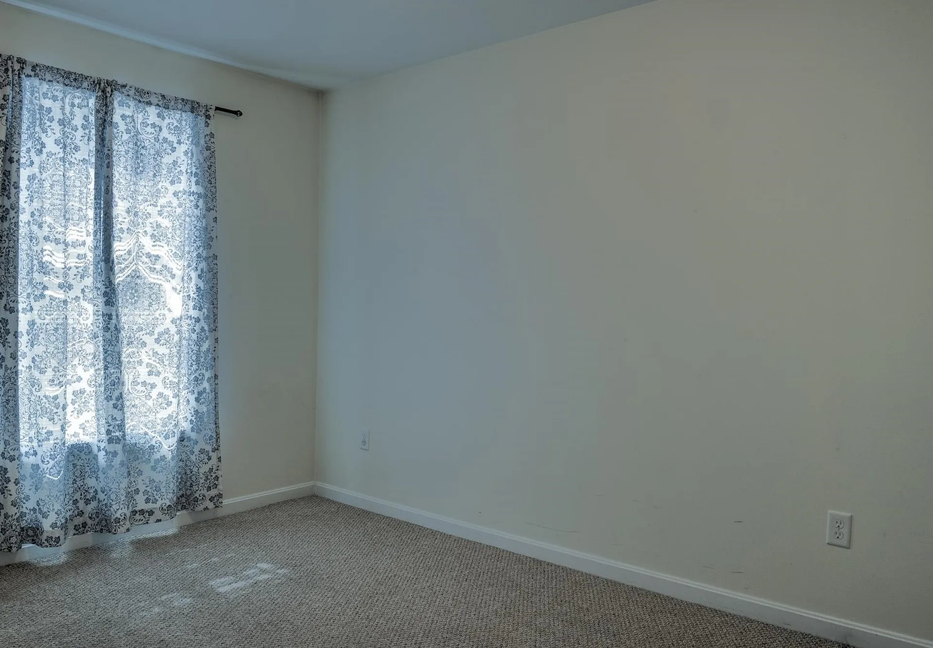 28 Owens Drive Swanzey NH 03446