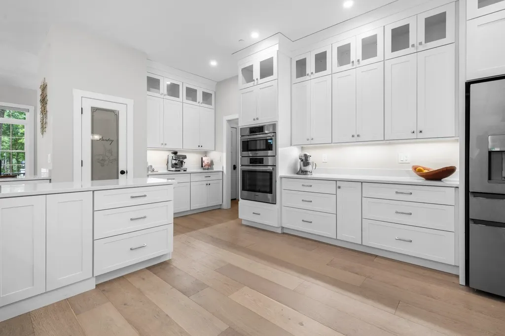 39 Parkside Drive Pelham NH 03076