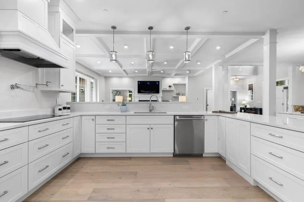 39 Parkside Drive Pelham NH 03076