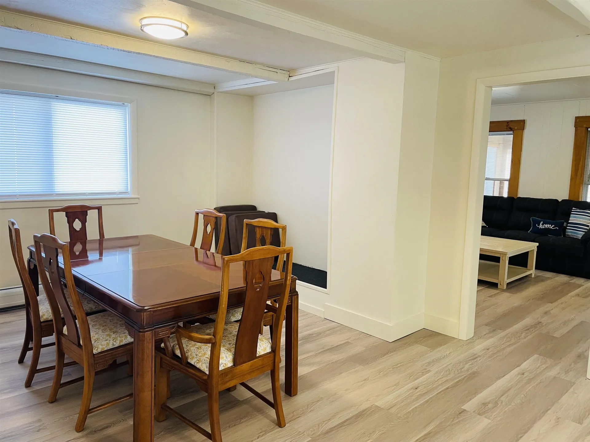 17 Arch Street Laconia NH 03246