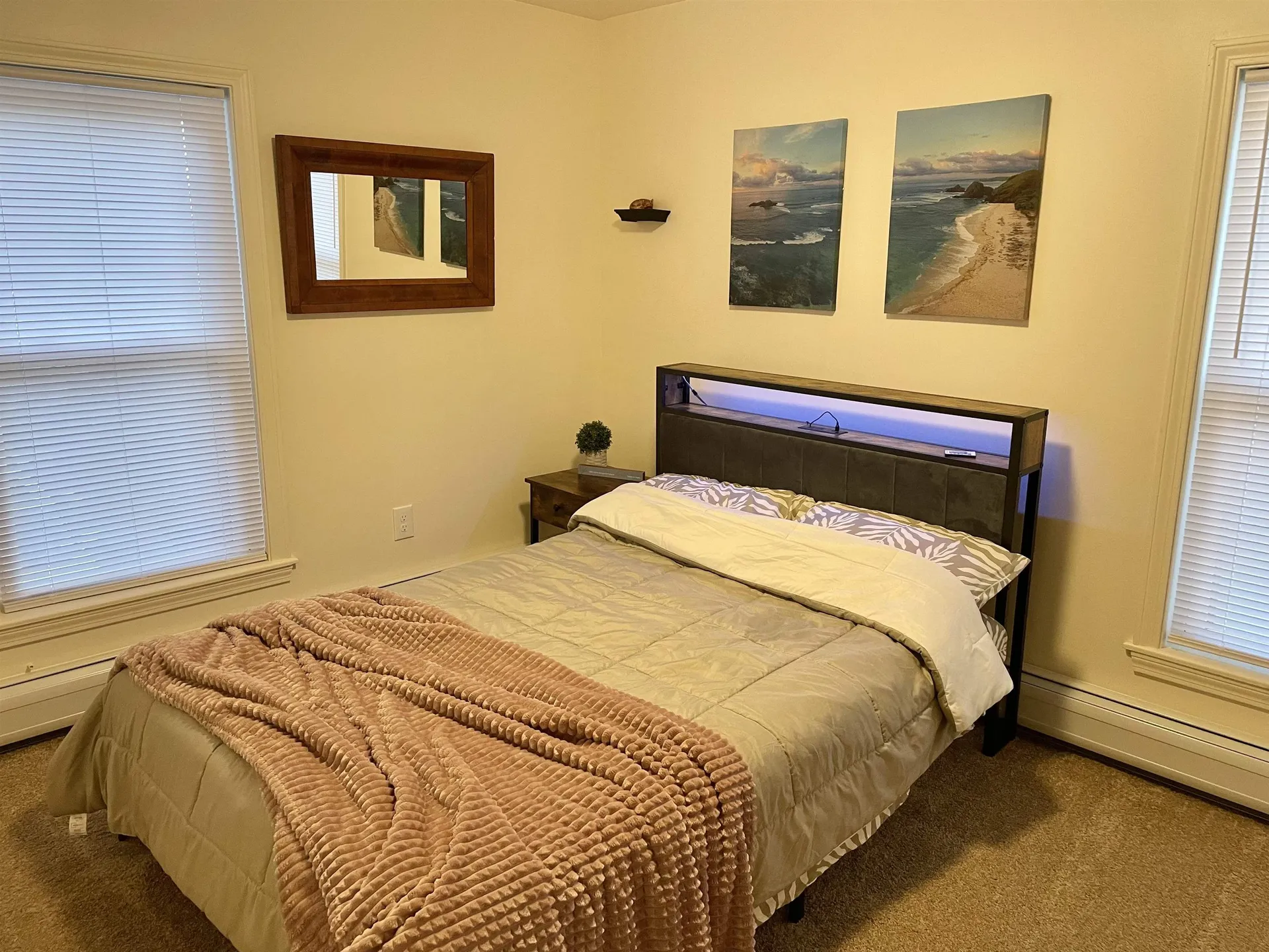 17 Arch Street Laconia NH 03246