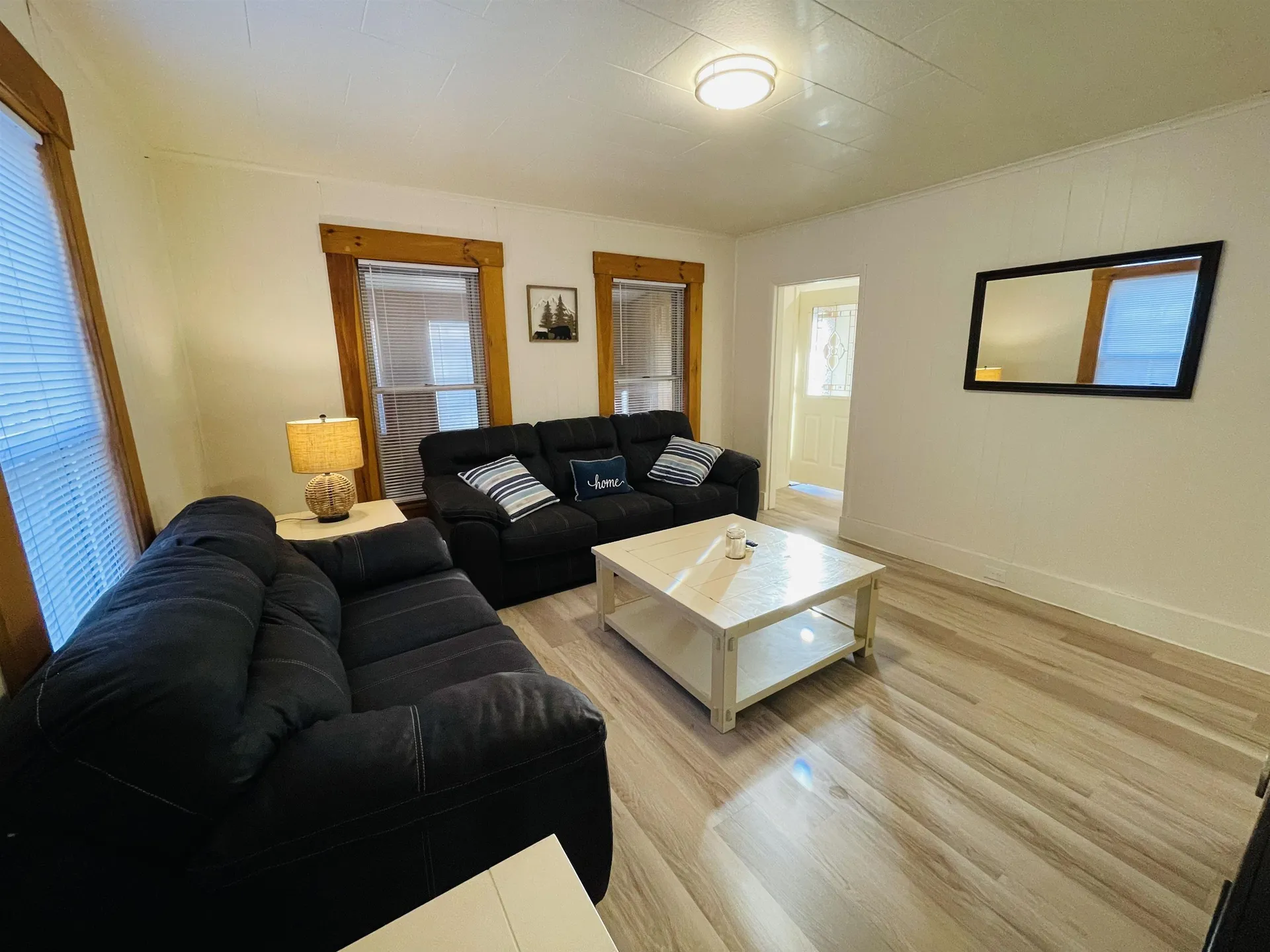 17 Arch Street Laconia NH 03246